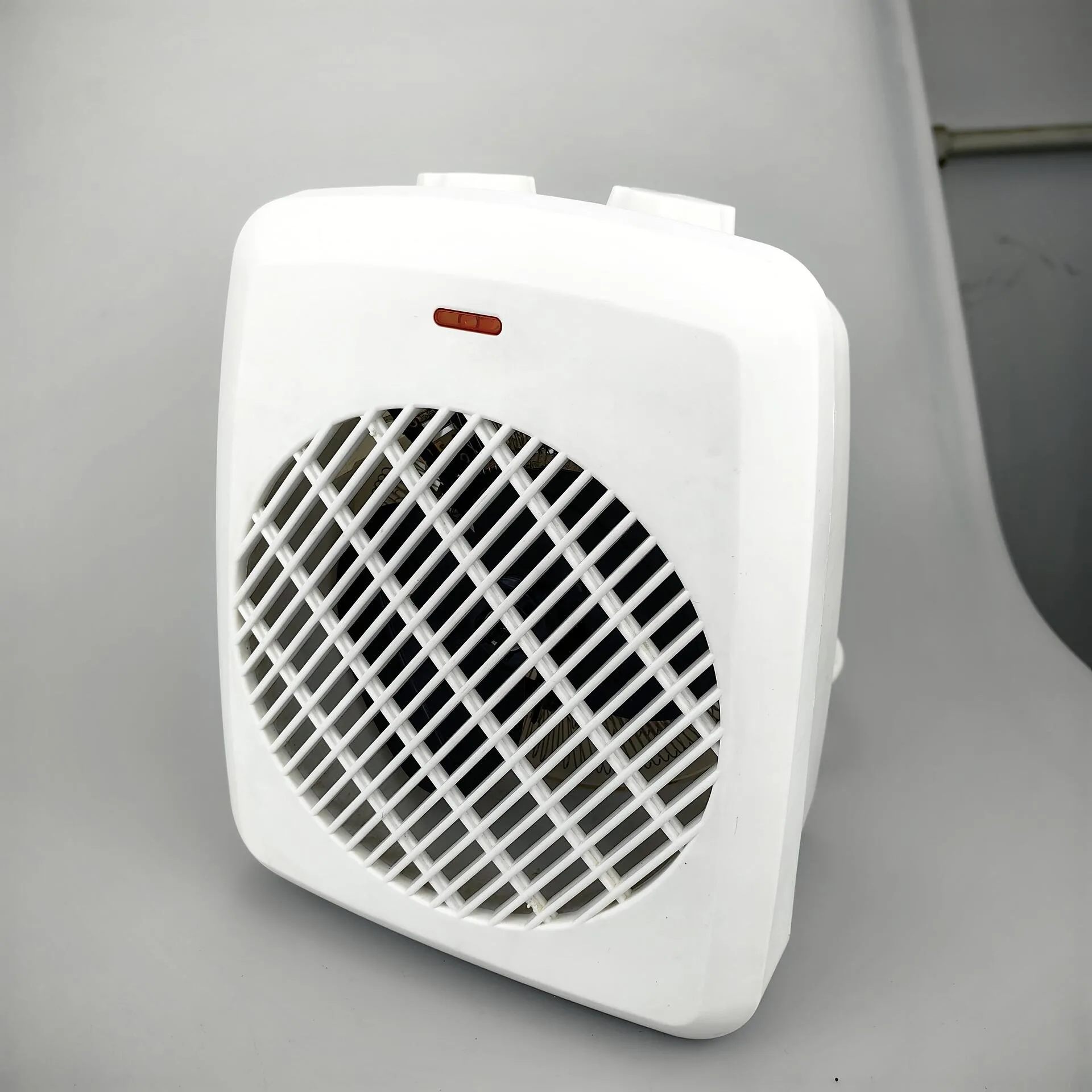 Вентилаторна печка ELITE EFH-1385